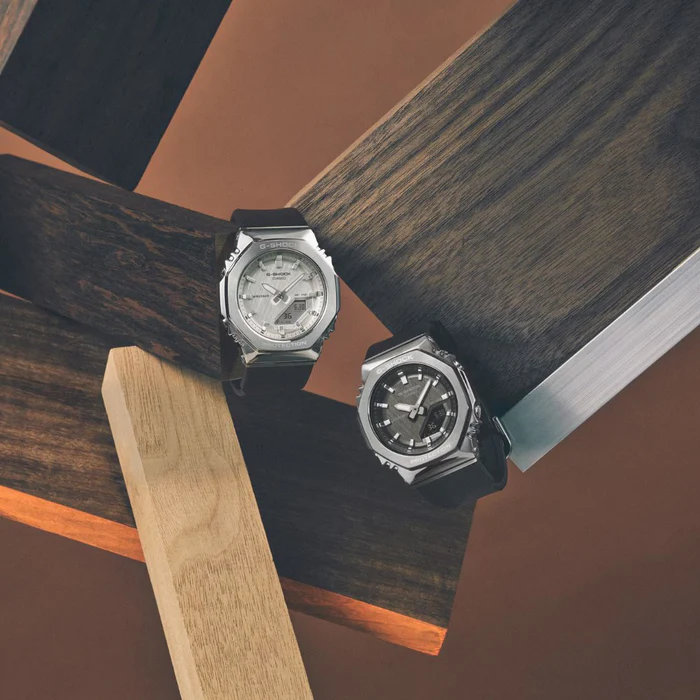 G-Shock (Metal Covered) GM-S2110-1A7ER thumbnail 4