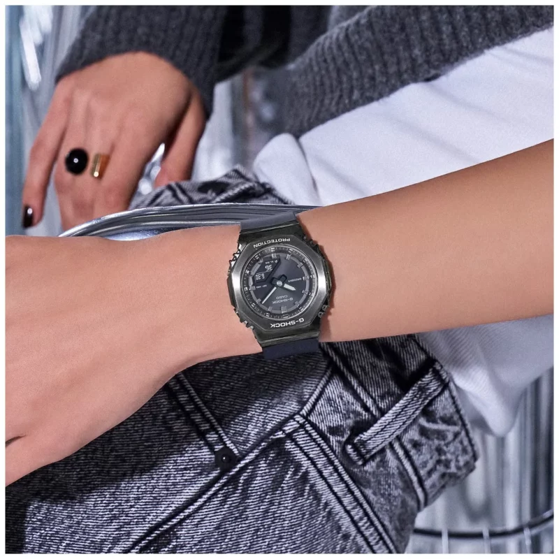 CASIO G-SHOCK GM-S2110B-8AER thumbnail 2
